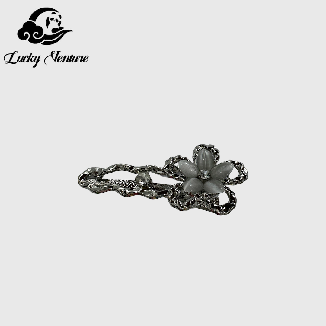 Bangs hair clip flower style